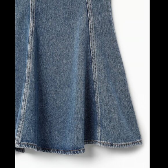 COS PANELED FLARED DENIM SKIRT Faded blue Size 6 - Picture 7 of 10